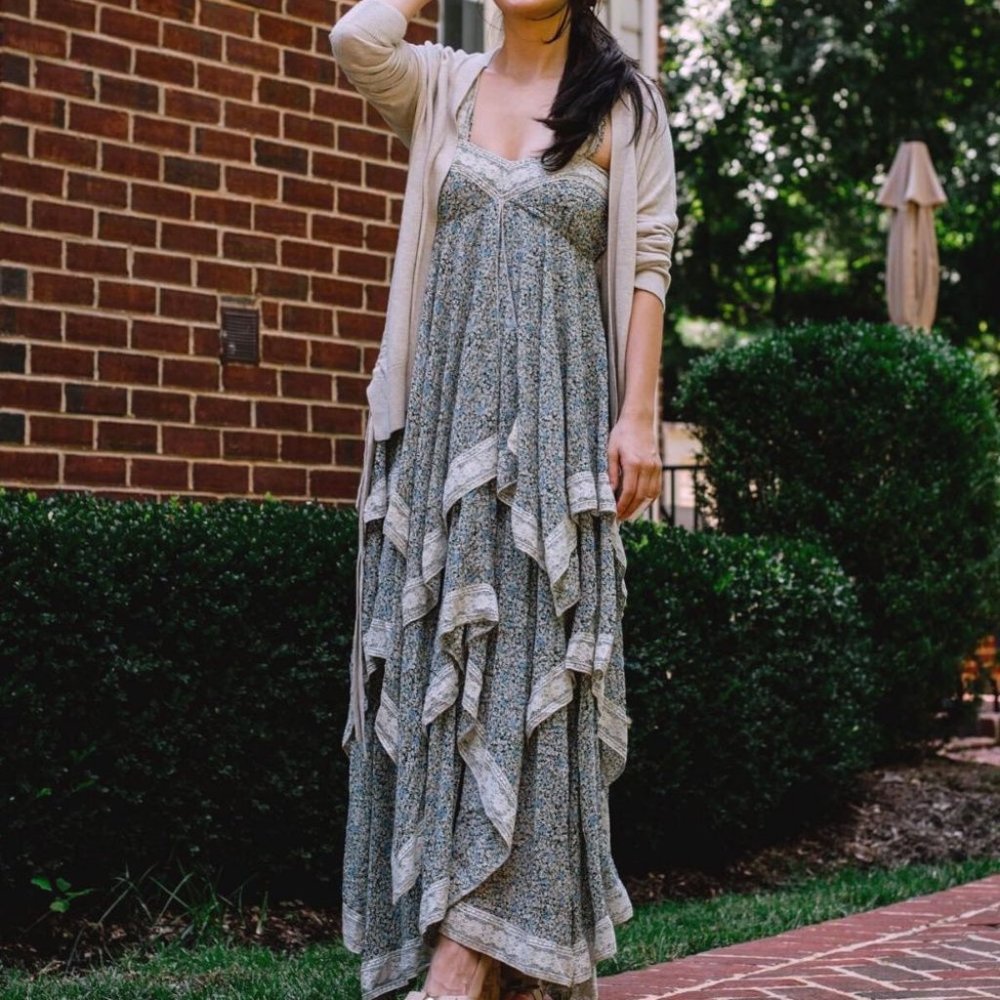 Fall In Love Sage Maxi Dress  Size Large